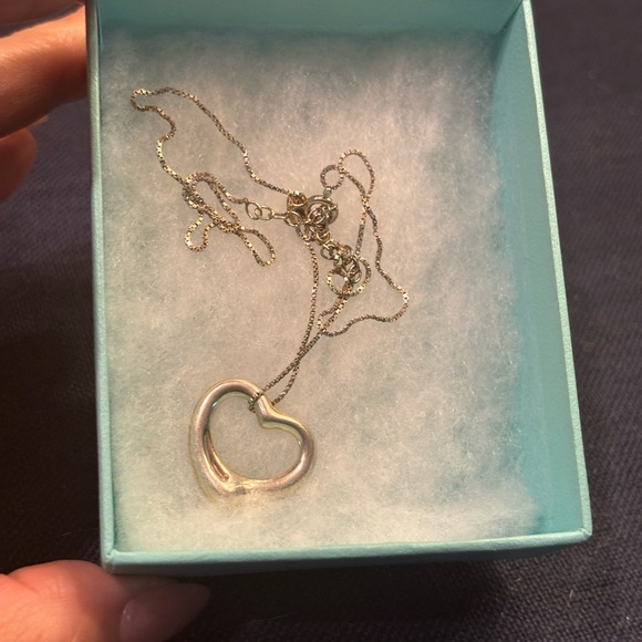 Tiffany & Co. large Elsa Peretti sterling Silver Open Heart Necklace .925 chain - Picture 4 of 9